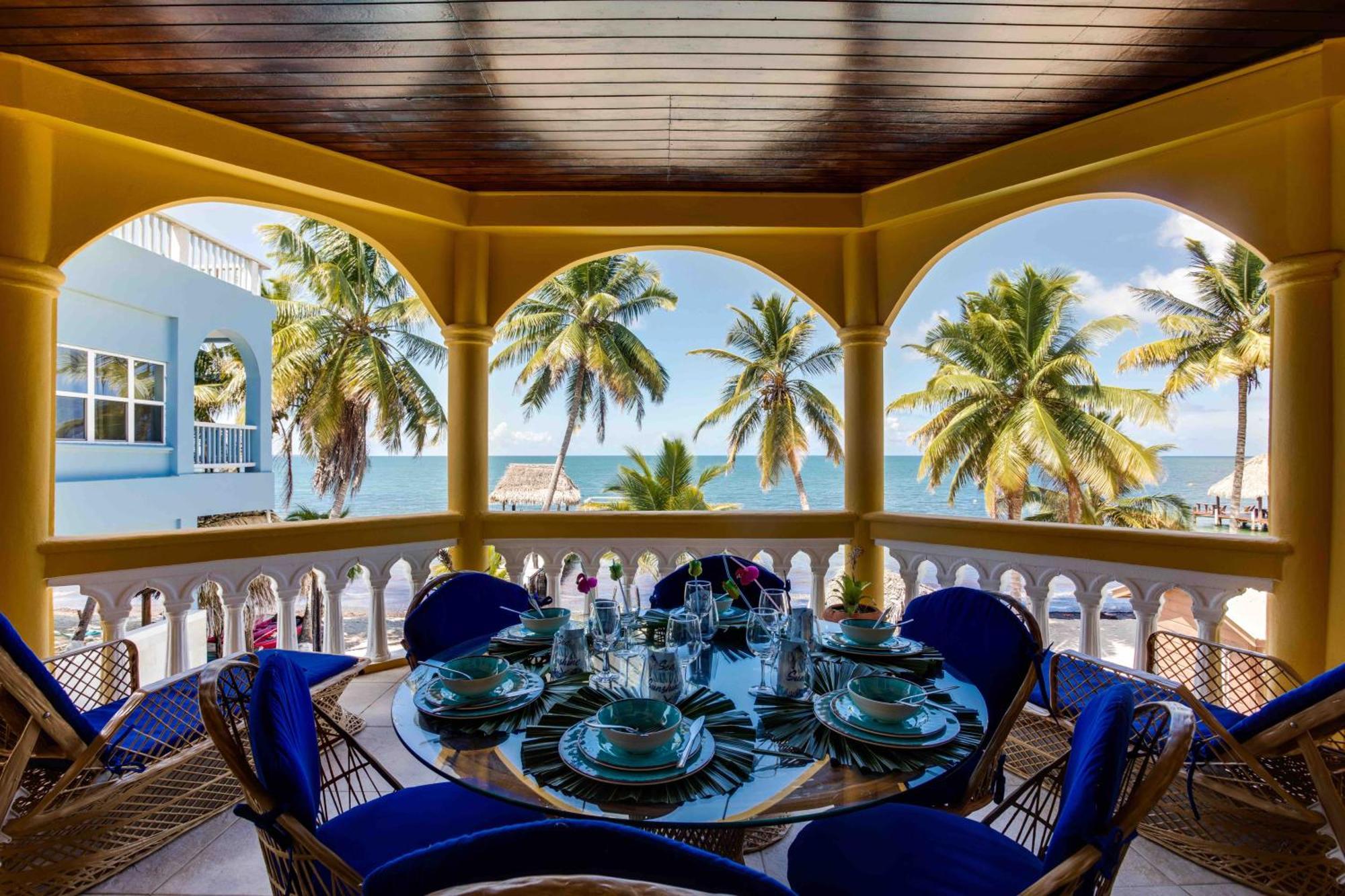 Blue Parrot Beach House And Villas Hopkins Kültér fotó